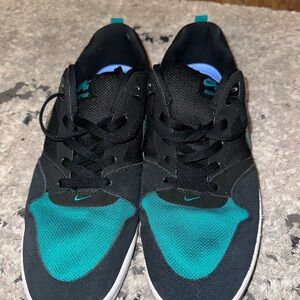 Nike SB Alleyoop Mens Sneakers